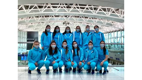 EL SELECCIONADO FEMENINO PARTIÓ HACIA MÓNACO EN BUSCA DEL SUEÑO OLÍMPICO