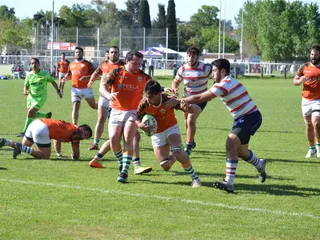 St. Brendan's logró un importante triunfo ante Albatros