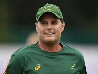 Rassie Erasmus suspendido por dos meses