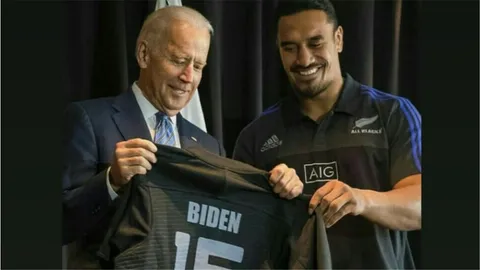 JOE BIDEN METE PRESIÓN PARA SER EL ANFITRIÓN DE LA COPA DEL MUNDO 2031