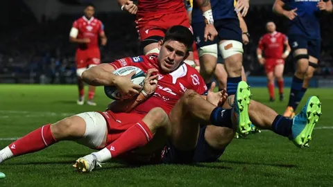 TOMÁS LEZANA RENOVÓ SU CONTRATO CON SCARLETS