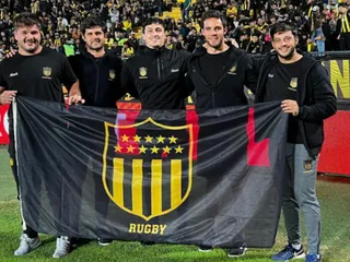 LOS JUGADORES DE PEÑAROL RUGBY VISITARON EL "CAMPEÓN DEL SIGLO"