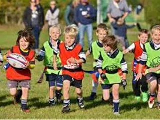 EL DEPORTE ES DE LOS CHICOS, DÉJENLOS JUGAR