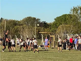 FLORESTA SUMÓ UN NUEVO TRIUNFO Y SUEÑA CON EL ASCENSO