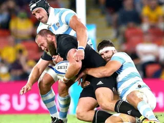 LOS PUMAS, EL EQUIPO MÁS TACKLEADOR DEL RUGBY CHAMPIONSHIP