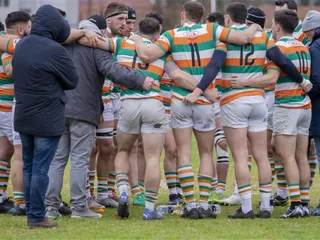 HURLING, EN LA ÚLTIMA JUGADA, SE QUEDÓ CON EL TRIUNFO ANTE CIUDAD