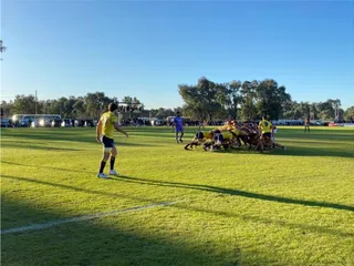 LA PLATA GOLEÓ A LOMÁS ATHETIC, Y AHORA ACARICIA EL ASCENSO
