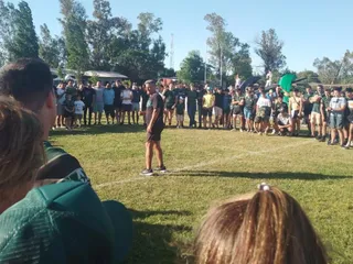 VARELA OBTUVO UN CONTUNDENTE TRIUNFO Y ZAFÓ DEL DESCENSO