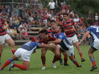 EL SUPER 8 CUYANO ARRANCÓ CON TODO Y LOS TORDOS SUPERÓ AL ÚLTIMO CAMPEÓN TEQUÉ