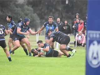 SAN MIGUEL Y OTRA GOLEADA ANTE PORTEÑO PARA AFIRMARSE EN LA PUNTA DEL TORNEO