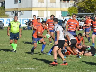 MUNICIPALIDAD DE BERAZATEGUI SE IMPUSO A EZEIZA Y SIGUE EN EL PODIO