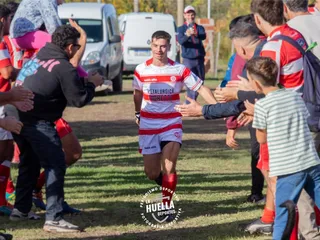 BRAIAN CARRERA Y UNA DESPEDIDA CARGADA DE EMOCIÓN EN RIVADAVIA DE LOBOS