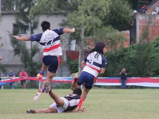TIGRE CONSIGUIÓ UNA TRABAJADA VICTORIA Y SE SUBIÓ AL PODIO