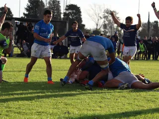 VICENTINOS SE QUEDÓ CON UN TRIUNFO AGÓNICO Y LE SACÓ EL INVICTO A CLUB ITALIANO