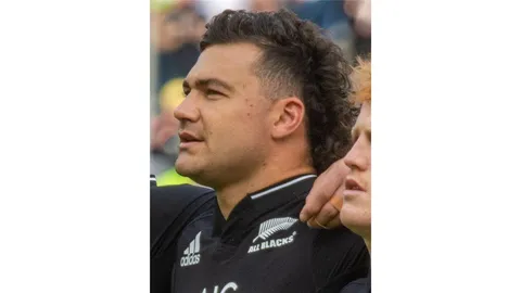 David Havili " Si Jordie Barret no llega para el debut sería una baja enorme"