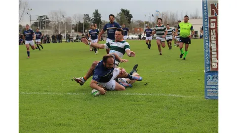 VICENTINOS VENCIÓ A ST. BRENDAN'S Y CONTINÚA EN LA PELEA