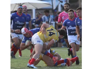 UNIVERSITARIO (CÓRDOBA) Y TEQÜE, LOS FINALISTAS DEL INTERIOR B