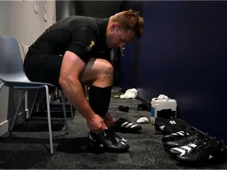 SAM CANE RECIBIÓ UNA SANCIÓN DE TRES PARTIDOS POR LA TARJETA ROJA EN LA FINAL DEL MUNDIAL