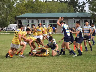 MERCEDES R.C LOGRÓ SU PRIMER TRIUNFO AL VENCER A DEL SUR RUGBY