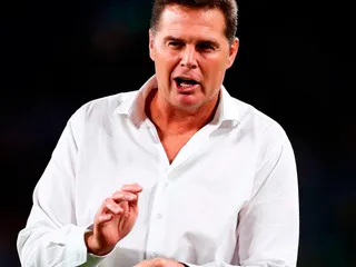 Rassie Erasmus: “Quiero que los forwards y los backs jueguen con la misma intensidad los 80 minutos”