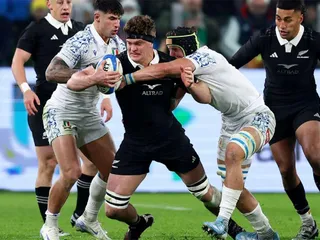 ITALIA DIO PELEA PERO NO PUDO ANTE LOS ALL BLACKS