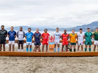 "TOTO" MARE Y LA FOTO DE LOS CAPITANES EN VANCOUVER