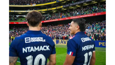 FRANCIA RECIBE A ESCOCIA ANTE SU PÚBLICO Y QUIERE FESTEJAR LA CORONACIÓN EN EL SEIS NACIONES