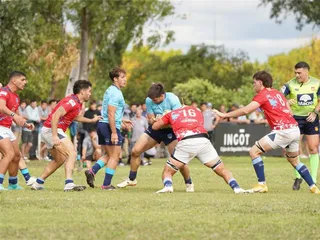 EN UN PARTIDO CON MUCHA FRICCIÓN Y AMARILLAS, EL CUQ SE LLEVÓ UN TRIUNFO AGÓNICO EN AVELLANEDA A EXPENSAS DEL CAR