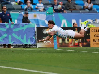 LOS PUMAS 7s DERROTARON A FRANCIA Y DEFINIRÁN EL PRIMER LUGAR DEL GRUPO ANTE SUDÁFRICA