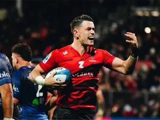 CRUSADERS DERROTÓ A BLUES Y SE CLASIFICÓ A LA FINAL DEL SÚPER RUGBY PACÍFIC