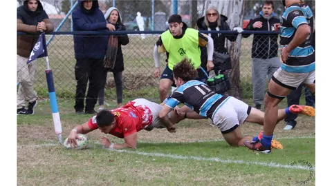 EL CAR SE LLEVÓ UN AGÓNICO TRIUNFO ANTE LICEO NAVAL