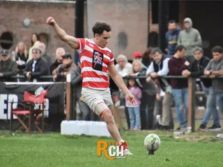 ALUMNI VENCIÓ A UN BIEI QUE NO LEVANTA CABEZA Y NO PUEDE SALIR DEL ÚLTIMO PUESTO