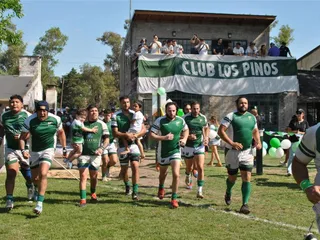 LOS PINOS VENCIÓ A BANCO HIPOTECARIO Y QUIERE SEGUIR EN CARRERA POR EL ASCENSO DIRECTO
