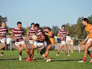 LOS MOLINOS GOLEÓ Y QUEDÓ A UN PASO DEL ASCENSO