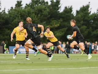 LOS PUMAS SEVEN, COMO ARGENTINA 7, GOLEARON EN SUS DOS PRIMERAS PRESENTACIONES EN EL SUPER SEVEN DE MAR DEL PLATA