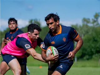 TARUCAS AJUSTÓ DETALLES Y CALIENTA LOS MOTORES PARA ENFRENTAR A DOGOS XV