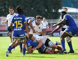 PAMPAS GOLEÓ A COBRAS BRASIL Y ALCANZÓ A DOGOS EN LA PUNTA DEL TORNEO