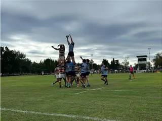 LICEO NAVAL FUE CONTUNDENTE EN EL SEGUNDO TIEMPO Y DERROTÓ A LICEO MILITAR