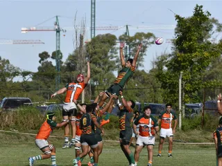 ST.BRENDAN'S SALIÓ DEL FONDO DE LA TABLA Y HUNDIÓ A VIRREYES
