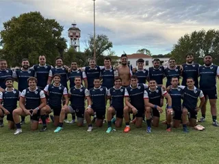 ALBATROS GOLEÓ A LA SALLE Y DA PELEA EN LOS PRIMEROS PUESTOS