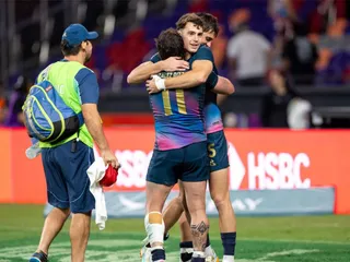LOS PUMAS 7S LE GANARON A ESPAÑA Y SON FINALISTAS EN HONG KONG