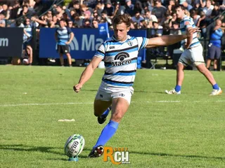 EL SIC COSECHÓ UNA TRABAJADA VICTORIA ANTE LA PLATA Y ES OTRO ESCOLTA DE LOS PUNTEROS