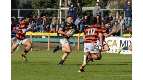LOMAS LE GANÓ CON COMODIDAD A OLIVOS Y MIRA A TODOS DESDE LO MÁS ALTO DE LA TABLA