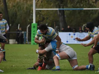 DEL SUR RUGBY SE RECUPERÓ ANTE CENTRO NAVAL Y SE ACOMODÓ POR ENCIMA EN LA MITAD DE LA TABLA
