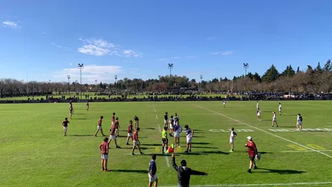 JUVENILES URBA: EN M15 NEWMAN LE DIO VUELTA EL PARTIDO A CHAMPAGNAT EN LA ÚLTIMA JUGADA Y SE QUEDÓ CON EL CLÁSICO