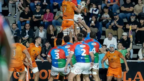 TUCUMÁN Y TODO EL NOA FESTEJÓ LA CLASIFICACIÓN DE TARUCAS QUE GOLEÓ SIN ATENUANTES A CAPIBARAS XV