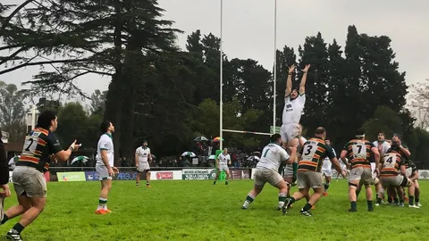 LOMAS ATHLETIC CONSIGUIÓ UN GRAN TRIUNFO ANTE HURLING COMO VISITANTE Y VA POR EL ASCENSO