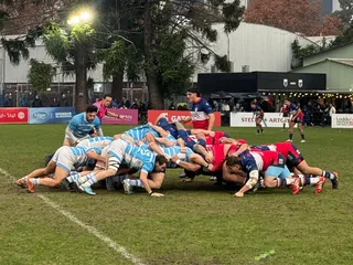 CIUDAD DE BUENOS AIRES SE HIZO FUERTE EN SU CASA Y SUPERÓ EN EL FINAL A DAOM