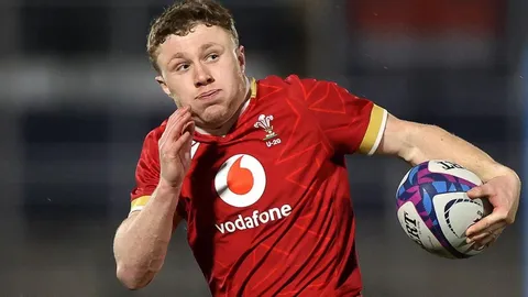 TOM BOWEN DEL SUB 20 GALÉS PODRÁ JUGAR TRAS SER EXPULSADO CON GEORGIA