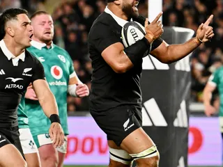 LOS ALL BLACKS EVOLUCIONAN PARTIDO A PARTIDO: LE GANARON A IRLANDA Y SIGUEN INVICTOS